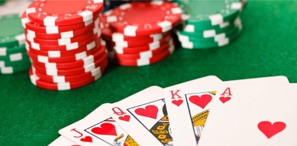 Thuật Ngữ Xì Tố: Nội Dung Cần Biết Trong Game Bài Đổi Thưởng 2 Người chơi xì tố cần tiếp cận những thuật ngữ nâng cao